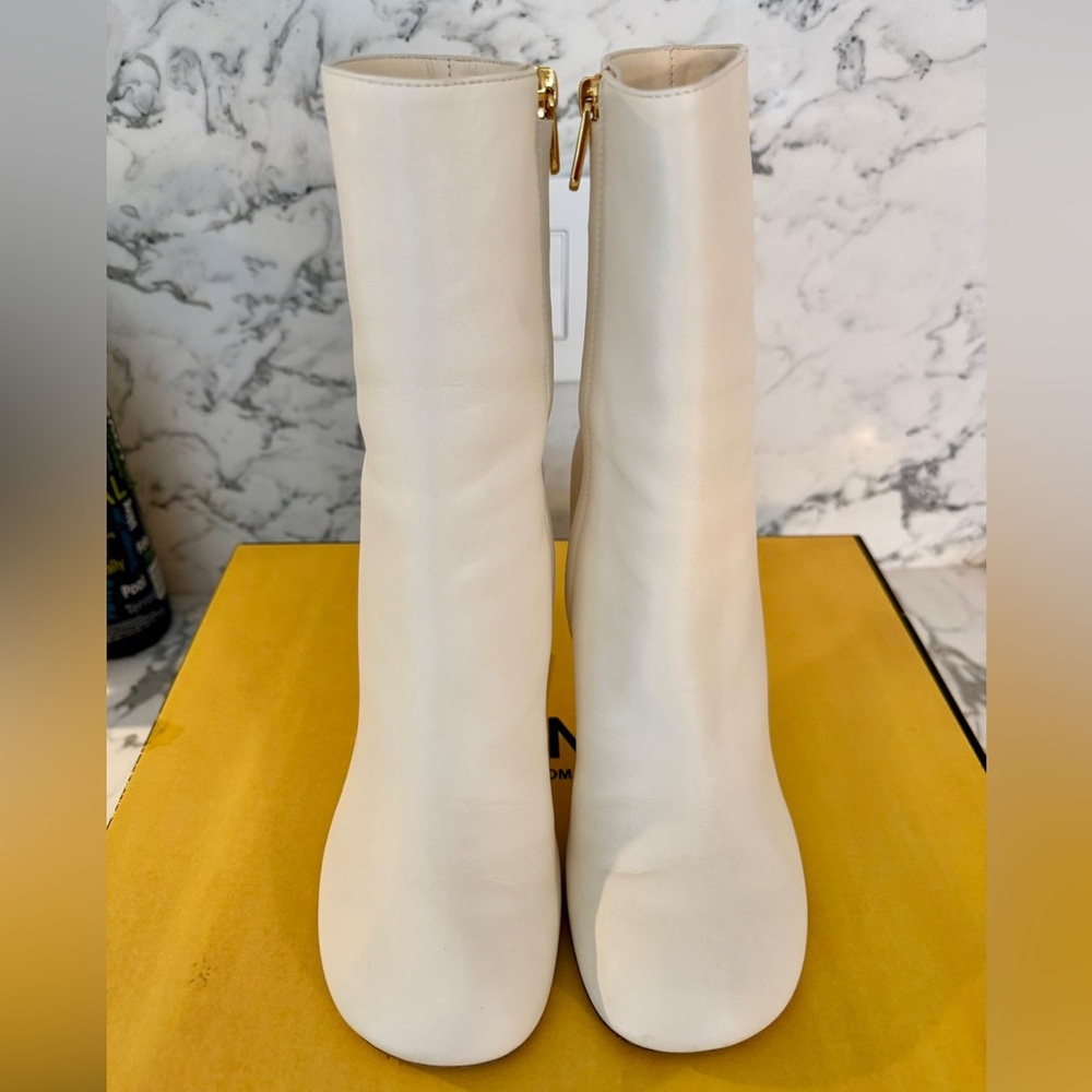 RARE RUNWAY FENDI LEATHER FIRST' HEELED ROUND TOE ANKLE BOOTS